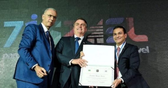 embaixador de Israel homenageia lideranças brasileiras