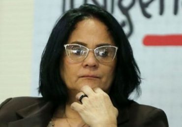 Ministra Damares Alves sofre novas ameaças de morte