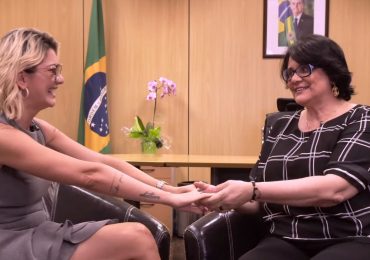 Antonia Fontenelle entrevista ministra Damares Alves