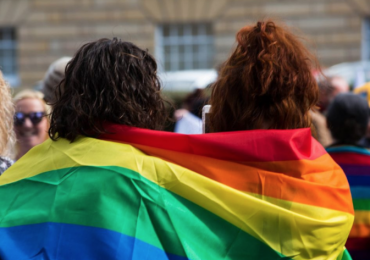 Deputados querem impedir pregação contra homossexualidade