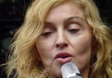 Madonna defende o aborto