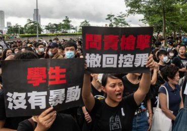 Esposa de pastor é presa pelo regime comunista da China - hong kong - pró-democracia
