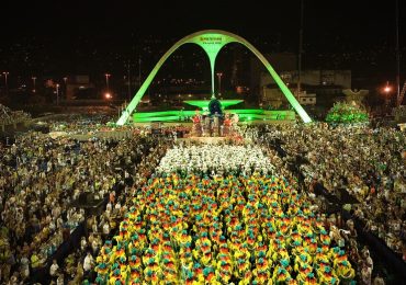 Mangueira usará Cristo em seu enredo no carnaval 2020