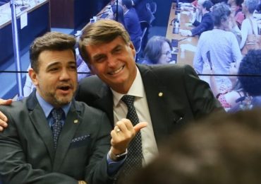 Pastor Marco Feliciano estaria interessado na vaga de vice de Bolsonaro