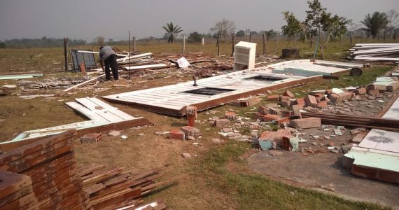 Vendaval derruba templo da Assembleia de Deus em Rondônia