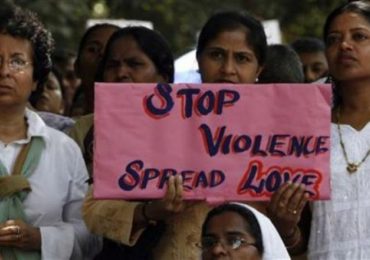 Hindus estupram filha de pastor de 4 anos