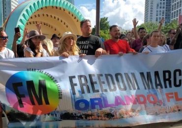 Ex-gays marcham pela liberdade em Jesus