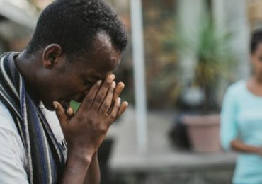 Ex-muçulmano sofre perseguição por seguir a Cristo