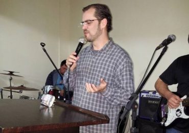 "Renova-me as forças”: pastor publica pedido de socorro horas antes de cometer suicídio