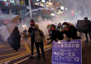 Manifestantes em Hong Kong recebem o apoio de igrejas