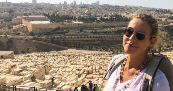 “Chorei, li a Bíblia, agradeci e pedi perdão”, diz Luana Piovani sobre visita a Jerusalém