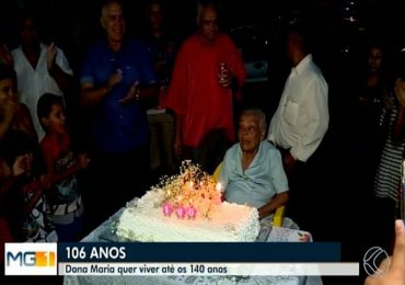 "Sem Deus, não somos nada”, diz idosa ao completar 106 anos