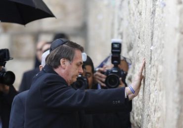 Bolsonaro: transferir embaixada do Brasil em Israel é "lealdade a Deus"
