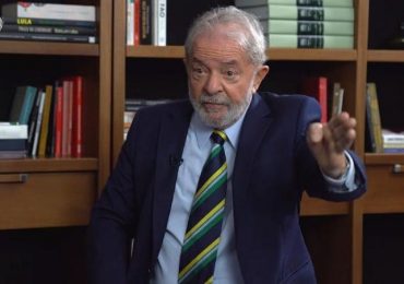 Lula equipara Estado a Deus e diz que PT precisa “conviver" com evangélicos
