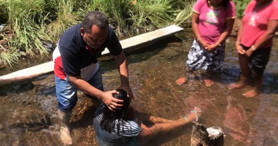 Índios da Tribo Xavante são alcançados pelo Evangelho em missão cristã