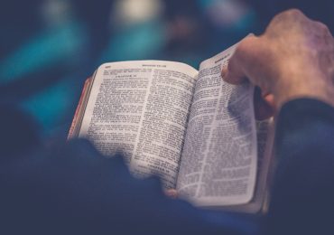 Pesquisa mostra queda na crença definição bíblica de Deus entre pentecostais