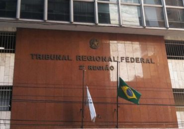 TRF derruba liminar que suspendia decreto de Bolsonaro a favor de igrejas e lotéricas