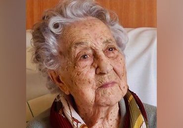 Curada do Covid-19 com 113 anos, idosa viverá "até que Deus queira"