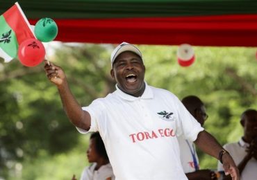País africano expulsa funcionários da OMS: "Deus protegeu Burundi"
