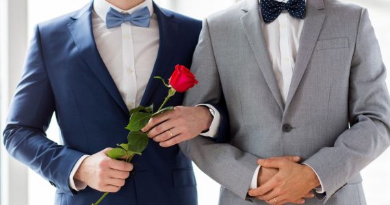 Evangélicos rejeitam união gay em espaço de eventos e são condenados