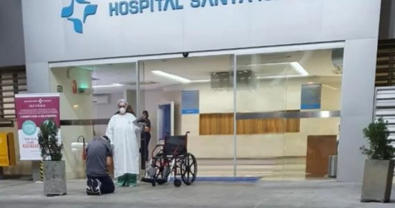 Médico se ajoelha e faz oração a Deus após viver drama de contrair o coronavírus