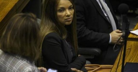 ‘Ela vai ser cassada’, diz jornalista sobre reação da Câmara à denúncia contra Flordelis