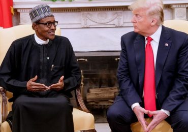 Presidente da Nigéria diz que Trump o acusou de matar cristãos e precisou se defender