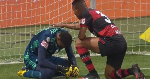 Goleiro evangélico do Flamengo testemunha superação para se tornar profissional