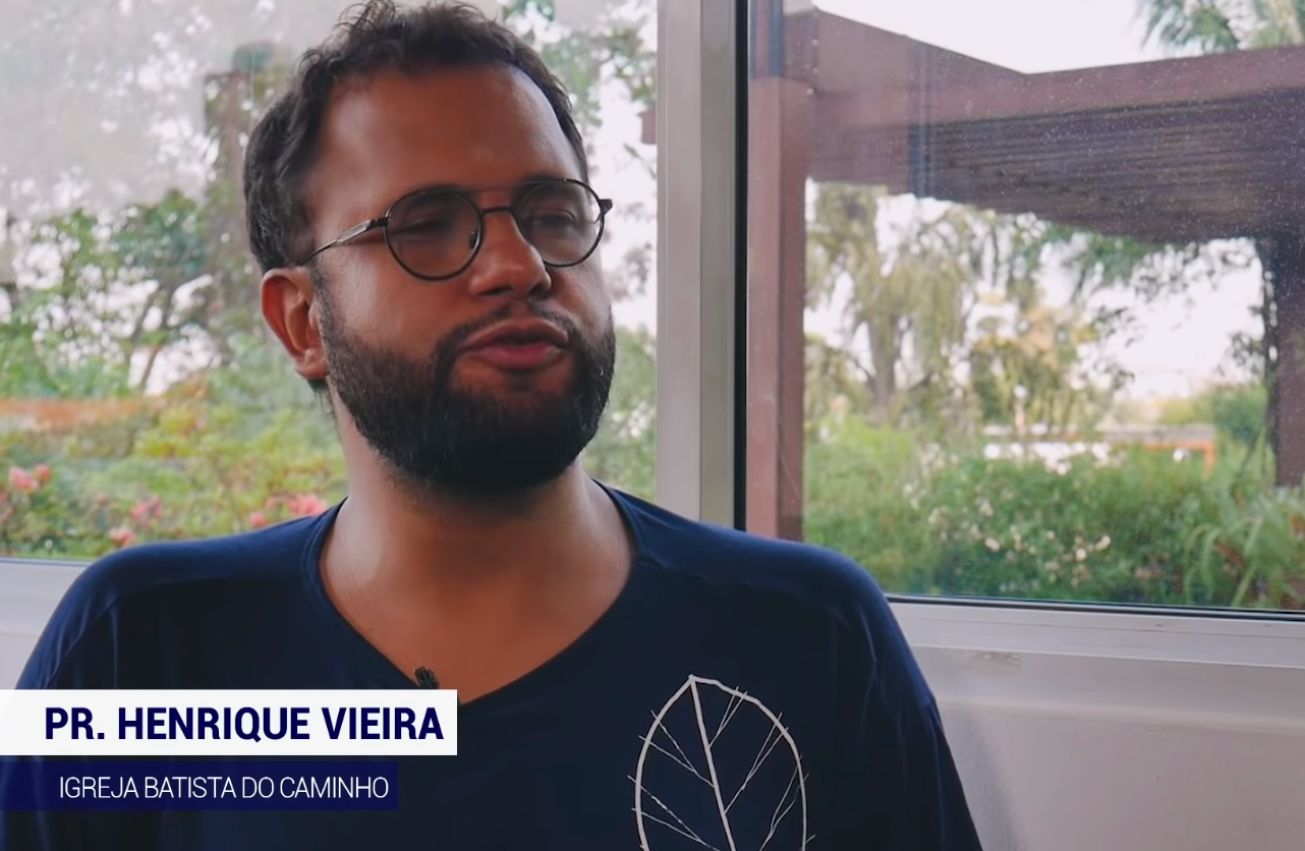 Igreja evangélica progressista – entrevista com o pastor Henrique