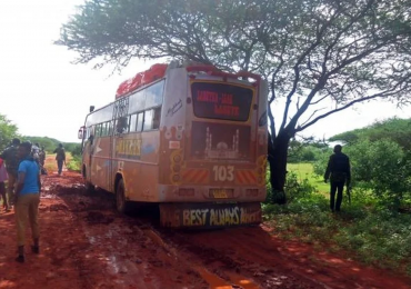 Terroristas do “Al Shabaab” abordam ônibus e assassinam cristãos
