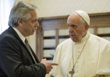Pastor cobra posicionamento do ‘papa argentino’ após projeto pró-aborto avançar no país