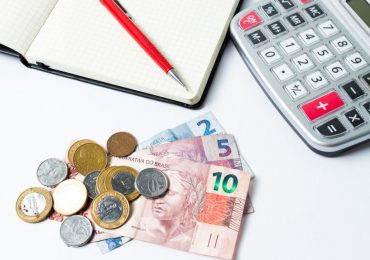 Como organizar as finanças pessoais para 2021? Consultora dá 4 dicas indispensáveis
