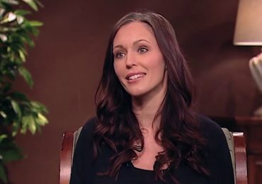 Ex-atriz de filmes adultos diz que para honrar a Deus é preciso "limites"