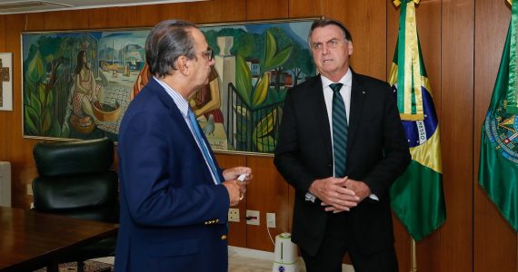 Bolsonaro questiona recuo na convocação de Malafaia à CPI: ‘Estão com medo dos evangélicos?'