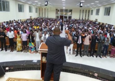Procuradoria de Angola diz ter provas fartas contra líderes da Igreja Universal