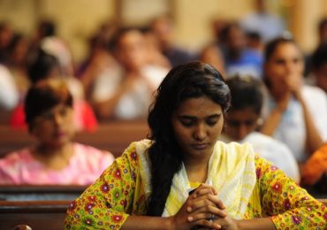 Menina cristã é feita escrava doméstica e convertida à força ao islamismo no Paquistão