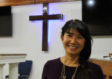 Casa noturna é transformada em igreja por filha de ex-stripper: ‘Orei por 5 anos'