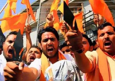 Hindus prometem “arrastar pessoas” para fora da igreja e impedir conversões