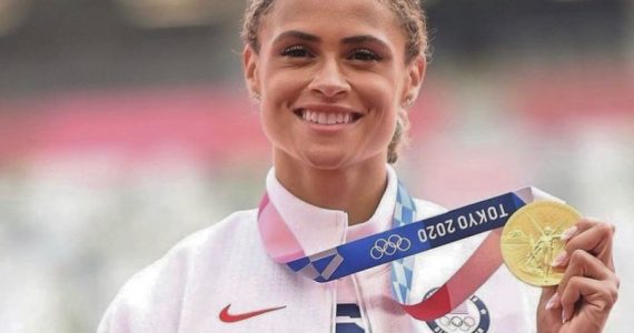 ‘É uma honra representar o Reino de Deus’, diz campeã olímpica Sydney McLaughlin