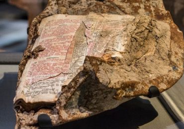 11 de setembro: mensagem de perdão em Bíblia fundida a escombros impactou o mundo