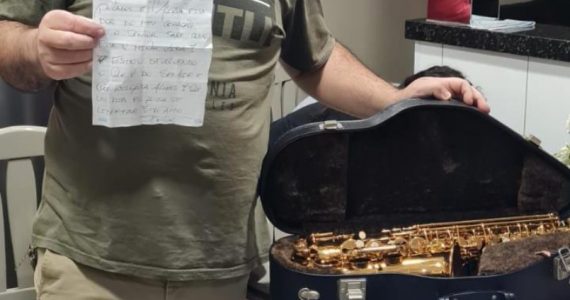 Assaltantes escrevem carta com pedido de perdão após roubarem instrumento em igreja