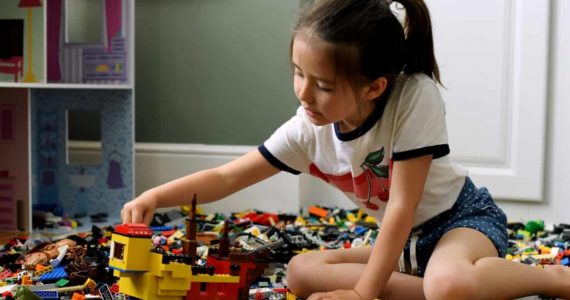 Para influenciar crianças “contra o preconceito”, Lego anuncia brinquedos sem gênero
