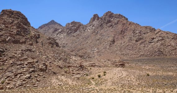 Montanha onde Moisés recebeu os Dez Mandamentos pode ter sido encontrada por arqueólogos