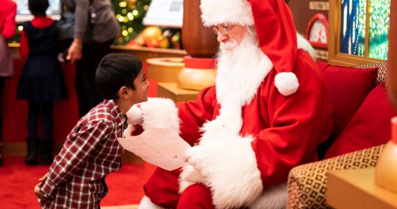 Pastor surpreende com sugestão a pais cristãos sobre o que ensinar a respeito do Papai Noel