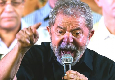 Aborto é algo que 'todo mundo deve ter direito, e não vergonha', diz Lula