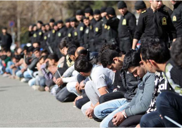 Iranianos driblam perseguição e 200 se entregam a Cristo, na Turquia