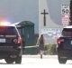 Homem abre fogo em igreja após o culto, mata um fiel e deixa outros 5 feridos