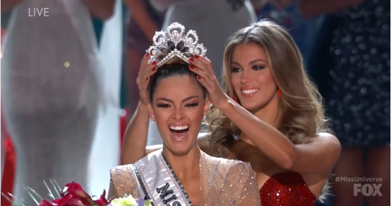 Miss Universo diz que a verdadeira coroa é a que torna "Jesus conhecido"