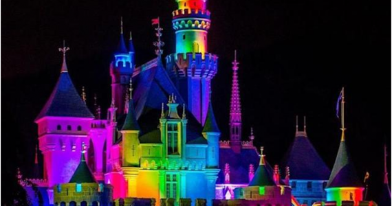 Famílias reagem ao ativismo LGBT+ da Disney e "pânico" aparece