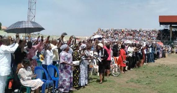 Cristãos nigerianos não se intimidam com perseguição e se reunem em congresso de oração